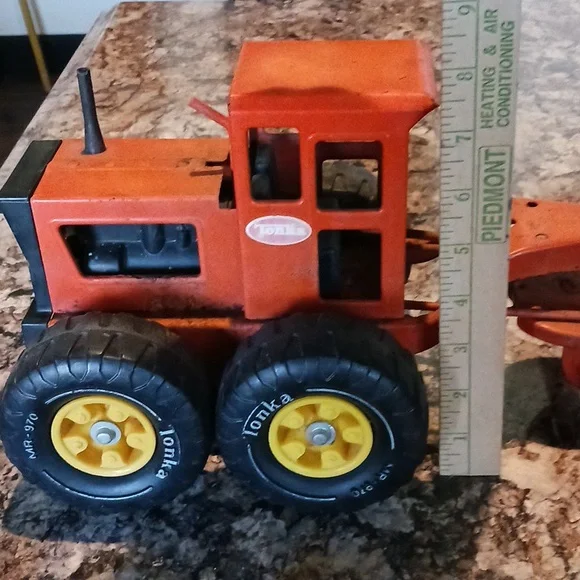 Vintage Tonka Metal Grader MR-970